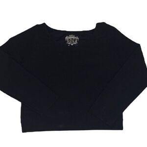 Black long sleeve shirt